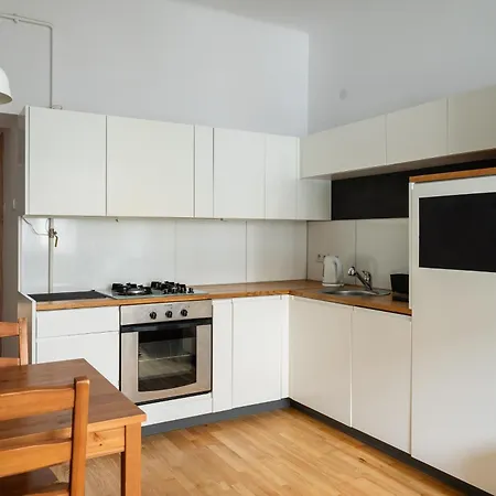 Wola Gibalskiego Cosy * Warsaw